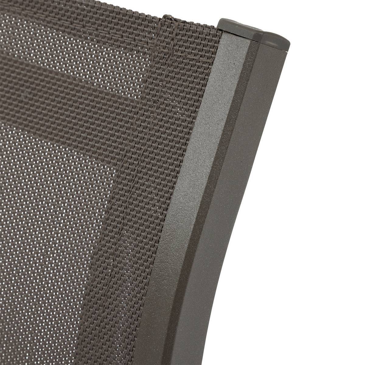 Hesperide - Chaise de jardin empilable "Essentia" wengé & praliné aluminium et texaline Hespéride - Image 4