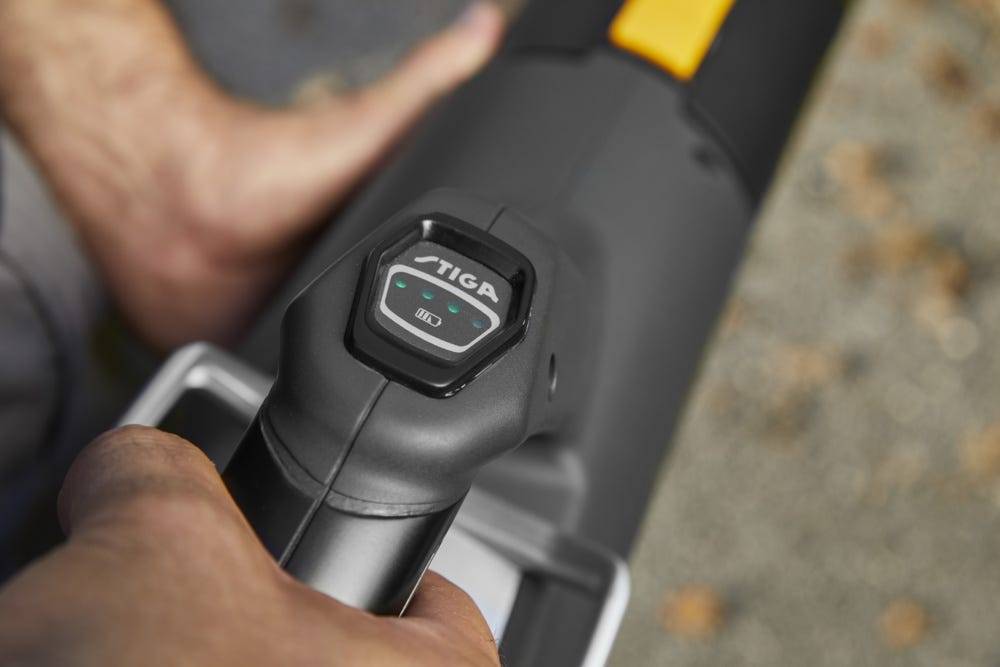 Stiga - Souffleur SAB 900 AE, 800W, autonomie 100 min, léger 2.7 kg, compatible batteries 7.5Ah - STIGA - Imagen 6
