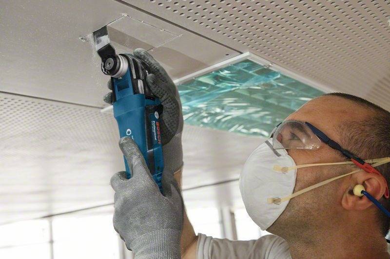 Bosch Professional - Découpeur ponceur BOSCH GOP 30-28 StarlockPlus - Coffret - 8 lames 10 abrasifs - 0601237000 - Imagen 3
