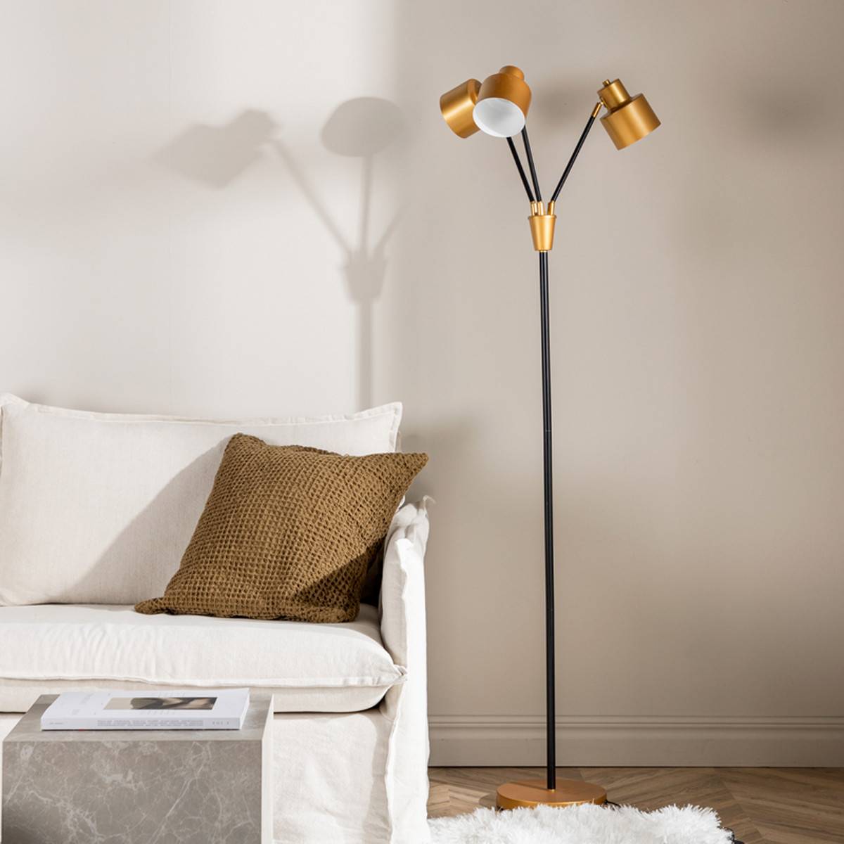 Lampadaire 3 Spots en Métal "Vifta" 178cm Noir & Or - Image 4