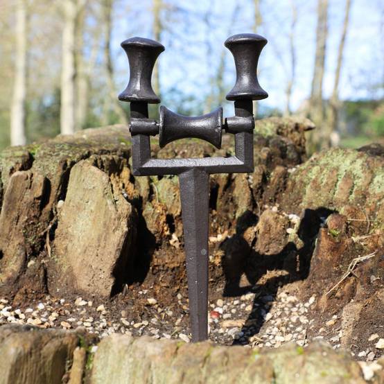 ~ Enrouleur support porte tuyau arrosage à piquer en fonte marron 40cm Chemin de campagne - Imagen 2
