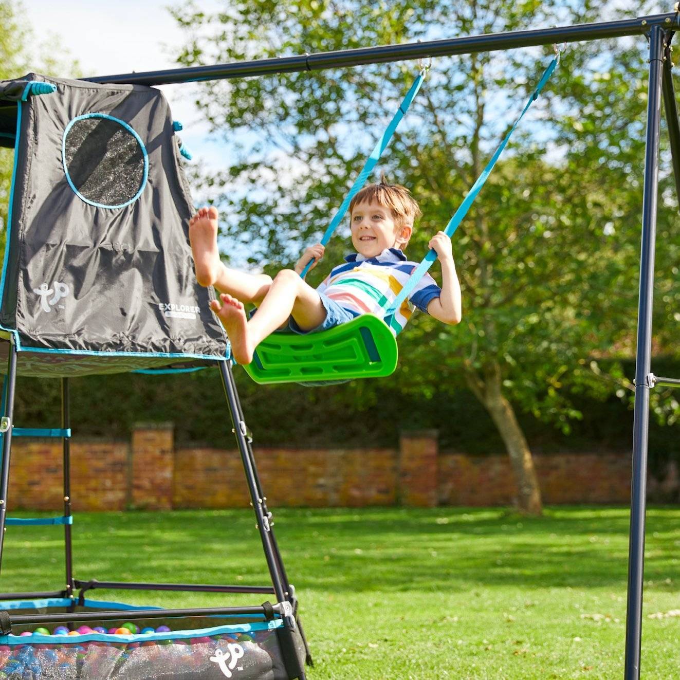 Tp Toys - Aire de jeux métal  EXPLORER TOUR noir - tapis explorer - balançoire - basket - toboggan - piscine à balles h246 cm - Imagen 10