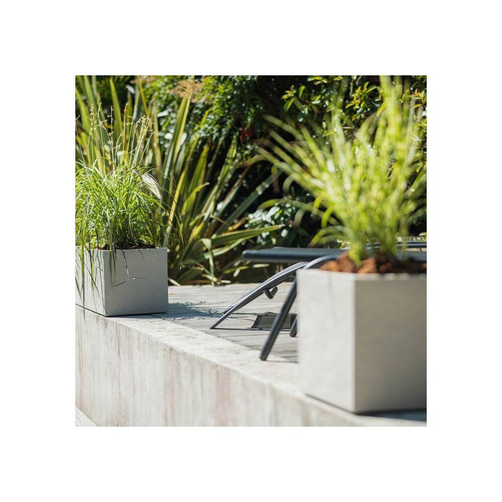 Eda - Jardinière carrée Volcania Up effet pierre 21 L - Beige calcaire - Eda - Image 4
