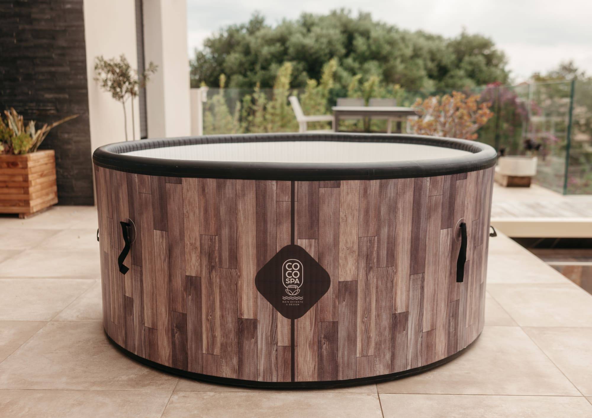 Spa gonflable 2 places chauffant & massant imitation bois 150cm - Image 8