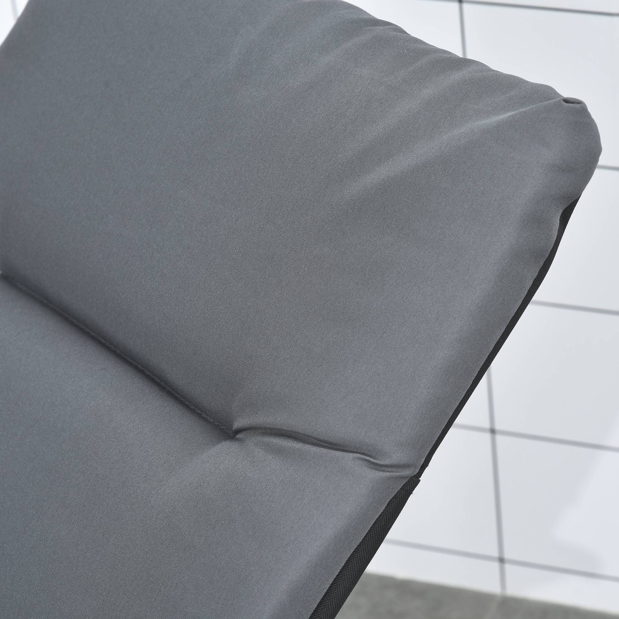 Outsunny - Bain de soleil pliable transat inclinable 6 positions grand confort avec matelas + accoudoirs acier polyester gris - Outsunny - Imagen 5