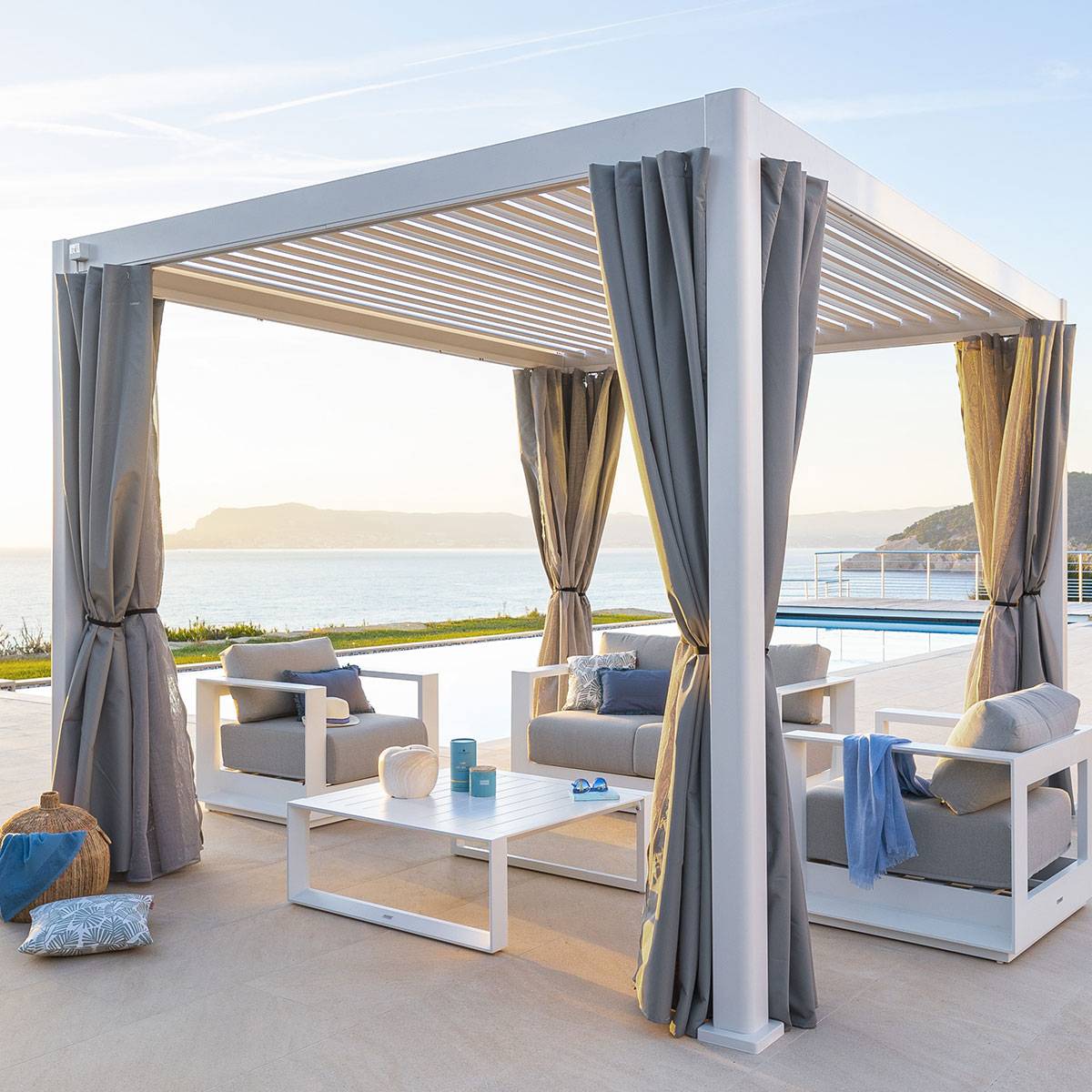 Hesperide - Kit de rideaux, moustiquaires et rails pour pergola bioclimatique "Evora" 3,6 x 3,6m Gris clair Hespéride - Imagen 4