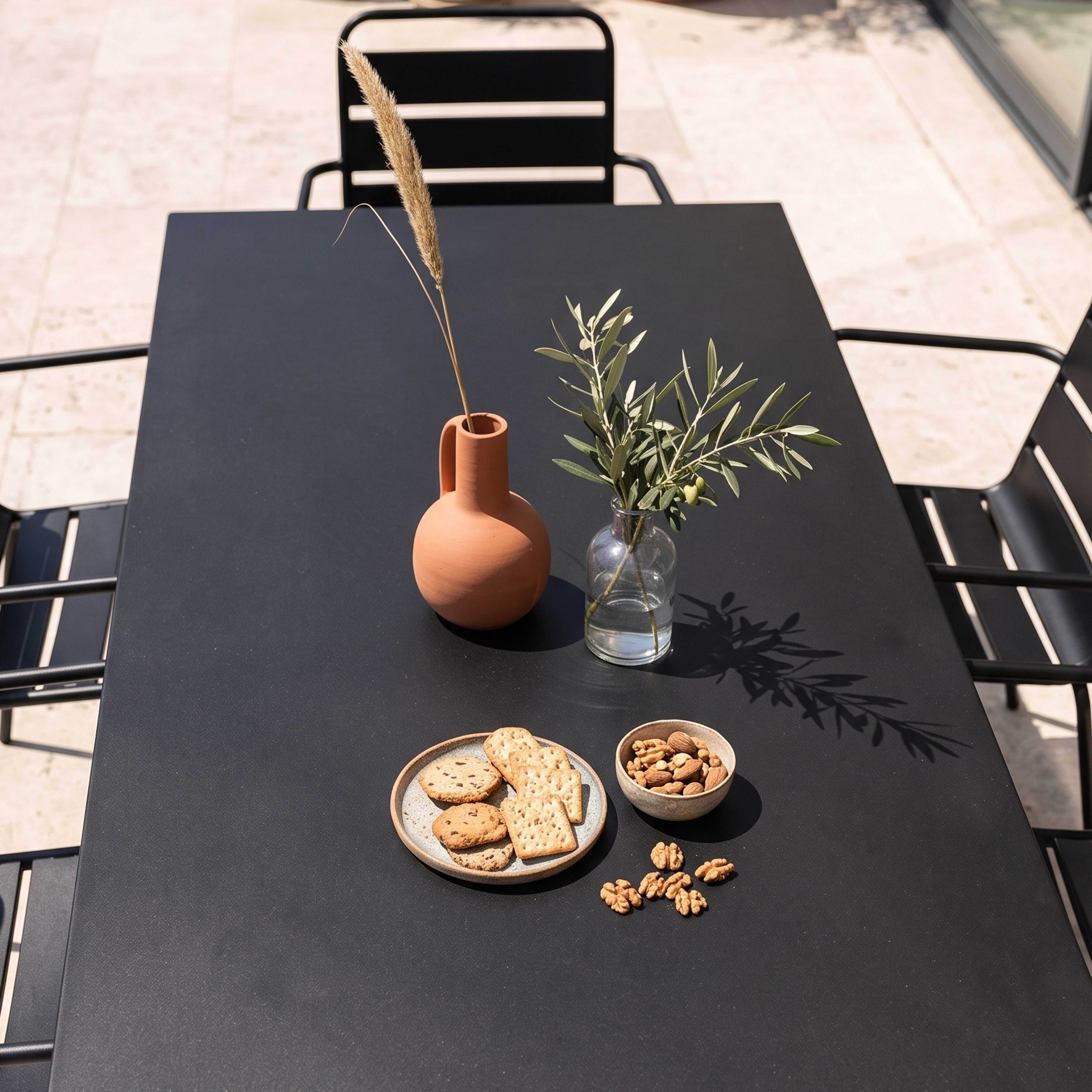 Oviala - Ensemble table de jardin et 6 fauteuils en métal noir Palavas - Oviala - Image 3