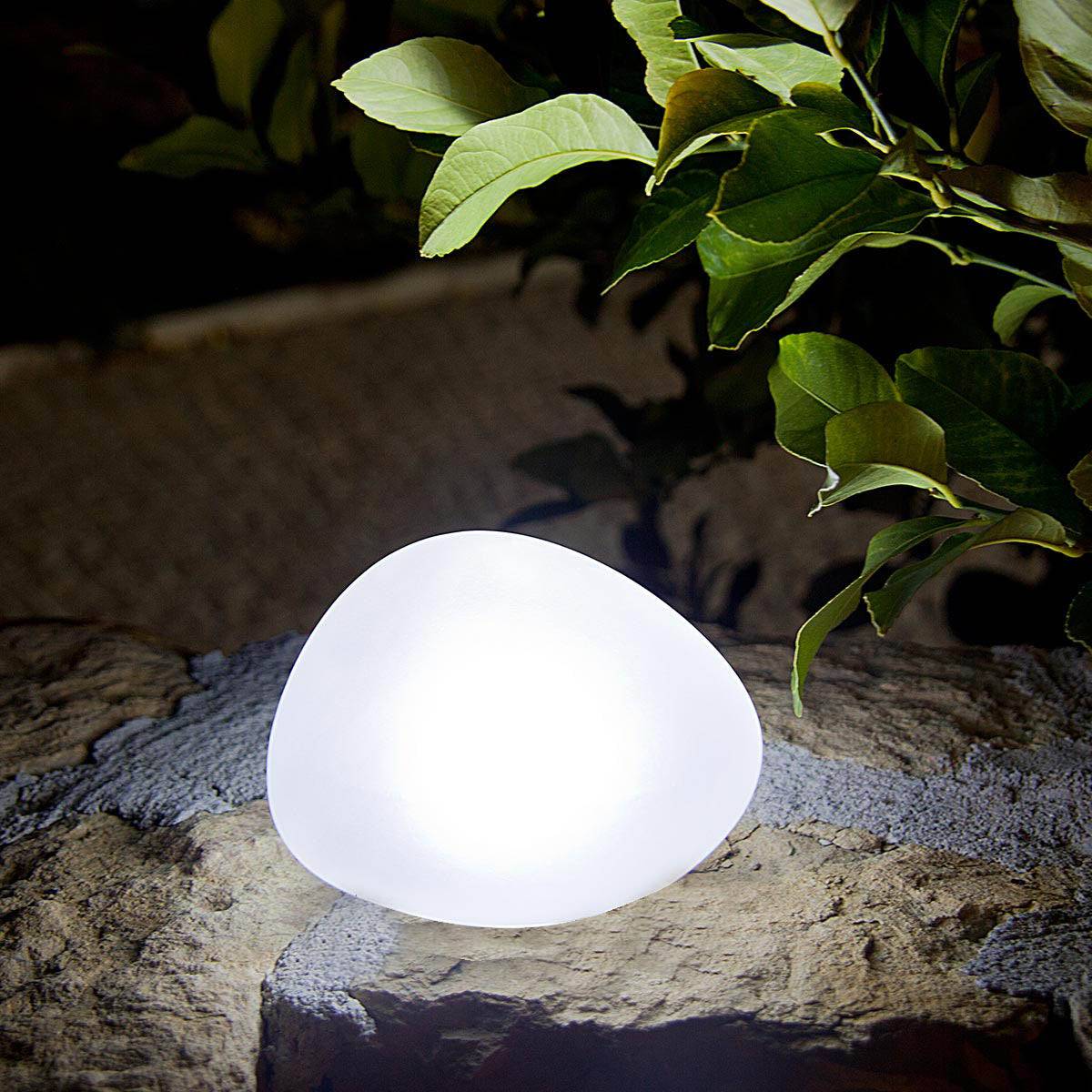 Lumisky - Décoration lumineuse solaire galet SOLENZARA D16cm - Image 2