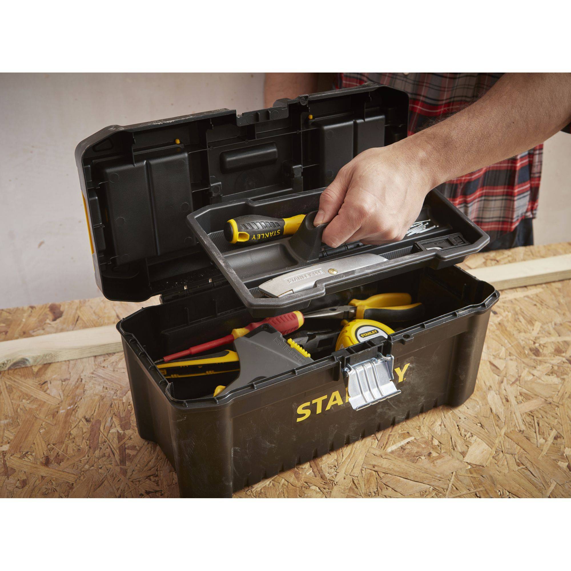 stanley - Boîte à Outils - Classic Line - Attache Métal - 40,6 x 20,5 x 19,5 cm - STANLEY, STST1-75518 - Image 2