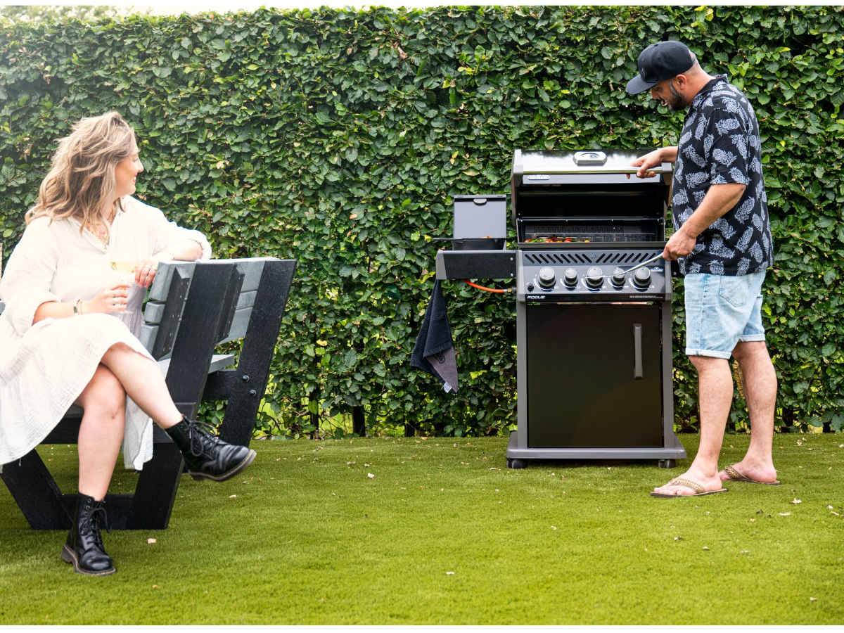 Napoleon - Barbecue à gaz  Rogue 425 RSB-1 + Brossepour grille de cuisson - Napoleon - Imagen 6