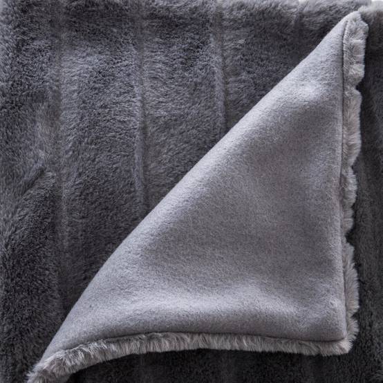 Plaid 120x160 fausse fourrure Manoir gris Atmosphera - Image 2