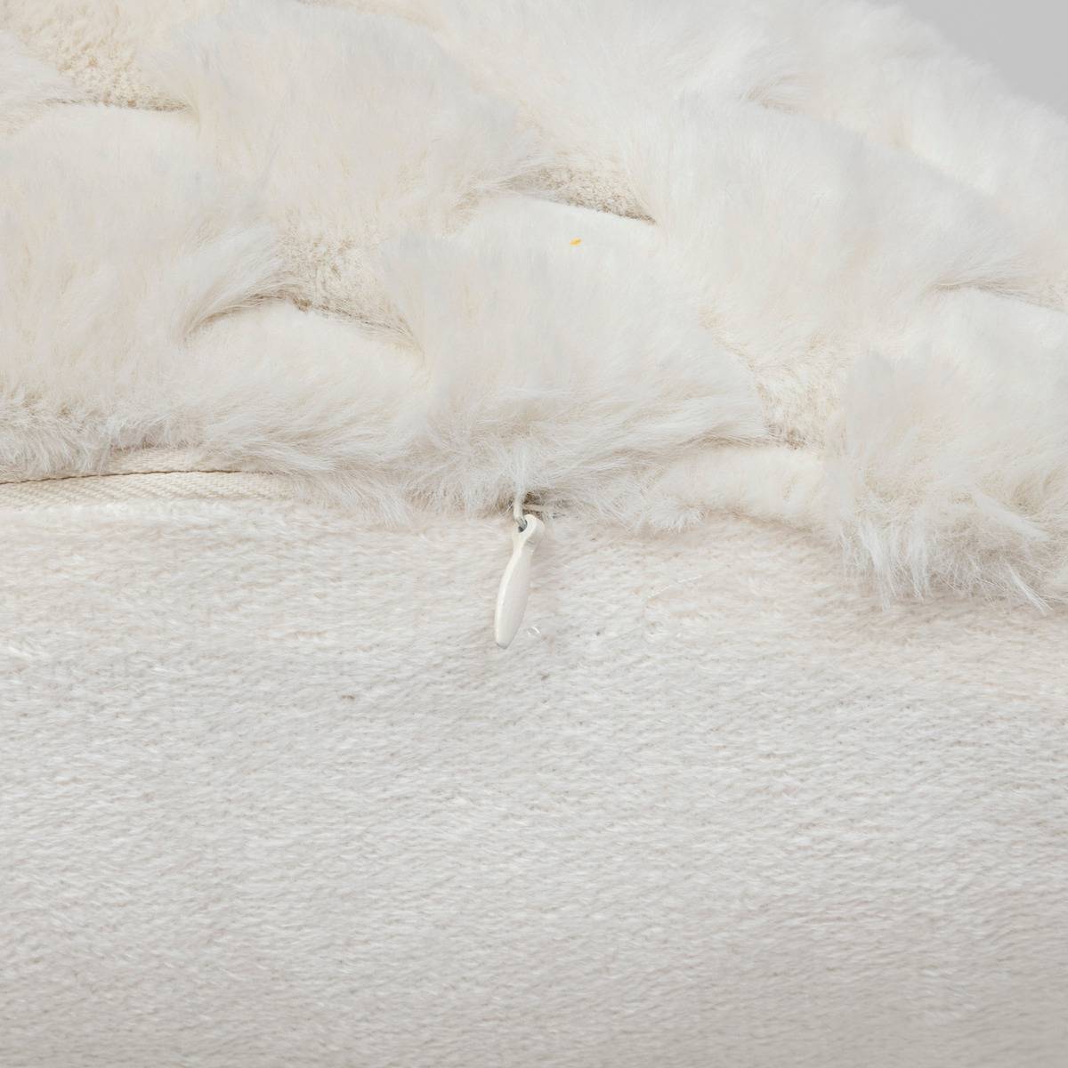 Atmosphera - Coussin fourrure Adriel beige 38x58cm - Atmosphera Créateur d'intérieur - Imagen 5