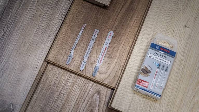 Jeu de lames de scie sauteuse PRO pour stratifié, 15 pièces - BOSCH - 2607011947 - Image 3