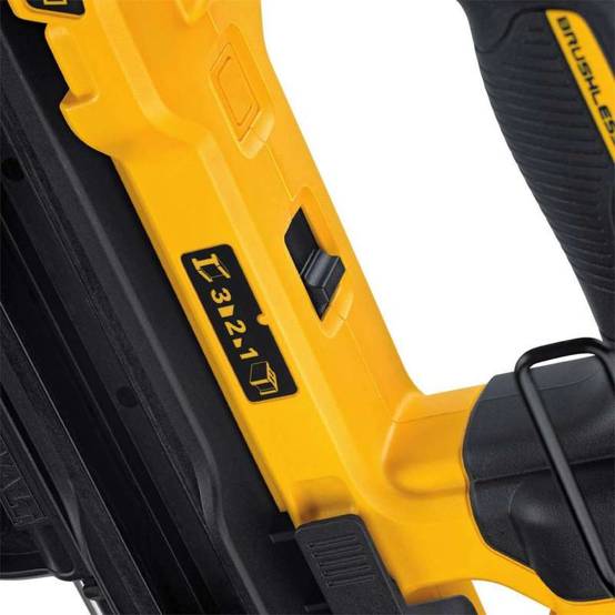 Cloueur de charpente 18V XR DEWALT avec 2 batterie 18V 5Ah - chargeur - T-STAK - DCN930P2-QW - Image 2
