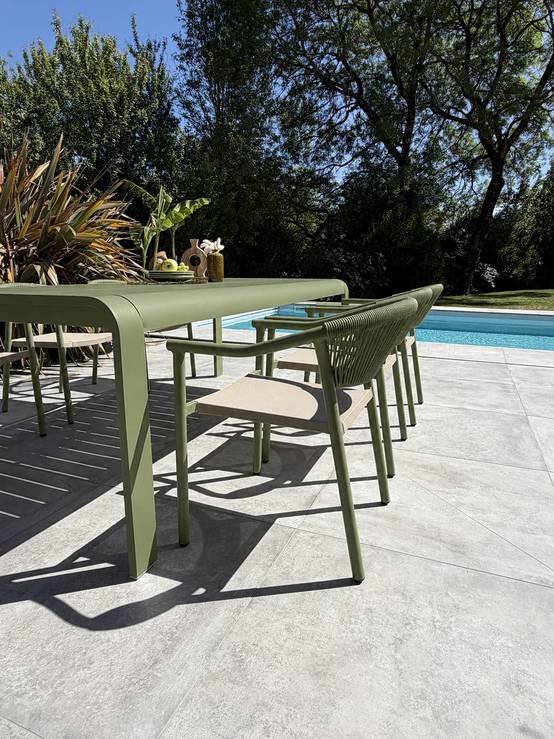 Dcb Garden - Ensemble repas de jardin en aluminium 6 places - Vert olive - HANOI - Image 2