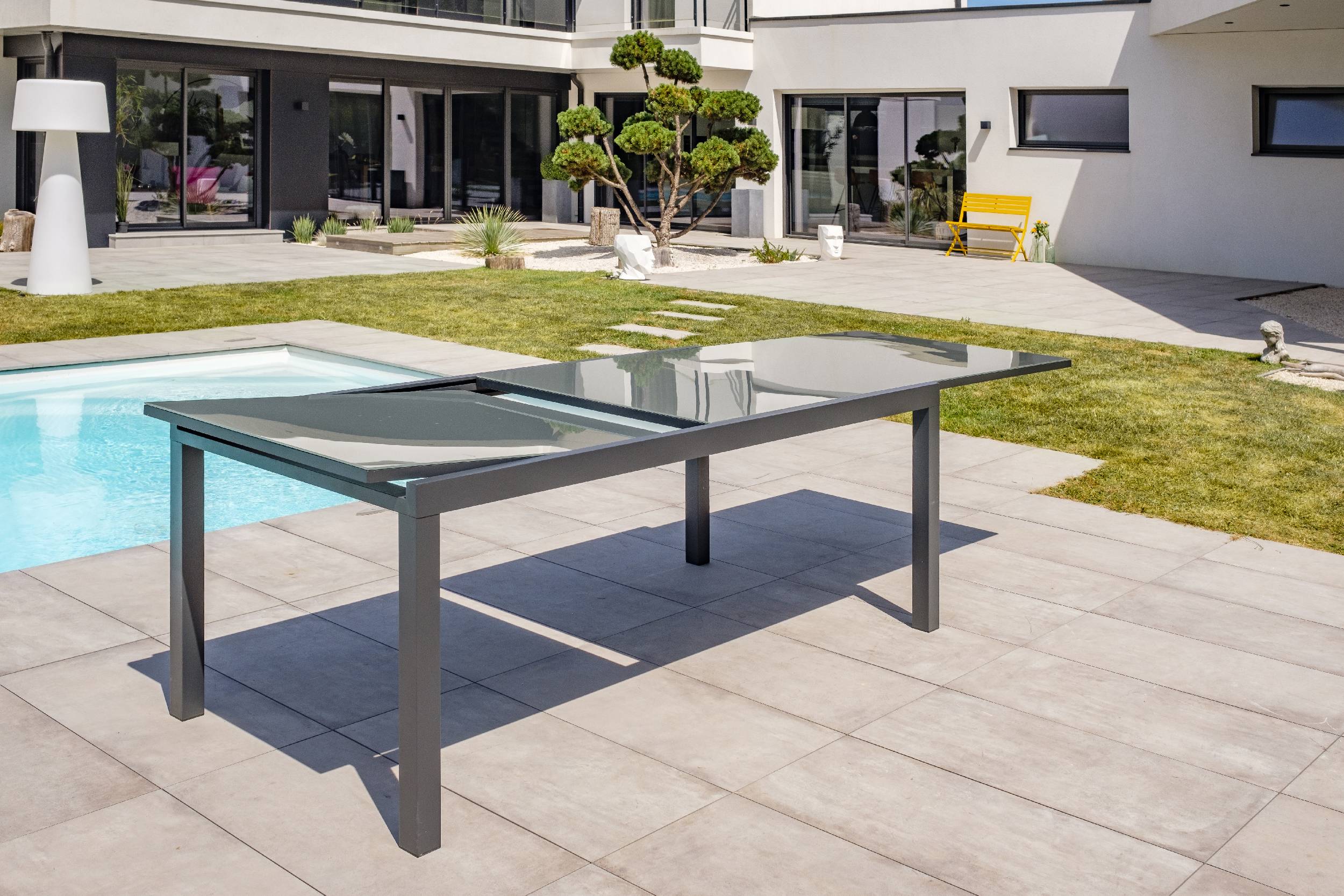 Dcb Garden - Ensemble repas 8 à 12 places en aluminium et plateau verre - Gris anthracite - TOLEDE - Imagen 8