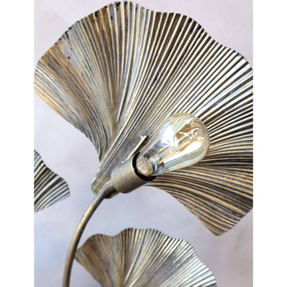 Chemin De Campagne - Lampadaire 4 feuilles ginko en métal laiton antique 65 x 25 x 150 cm Chemin de campagne - Imagen 5
