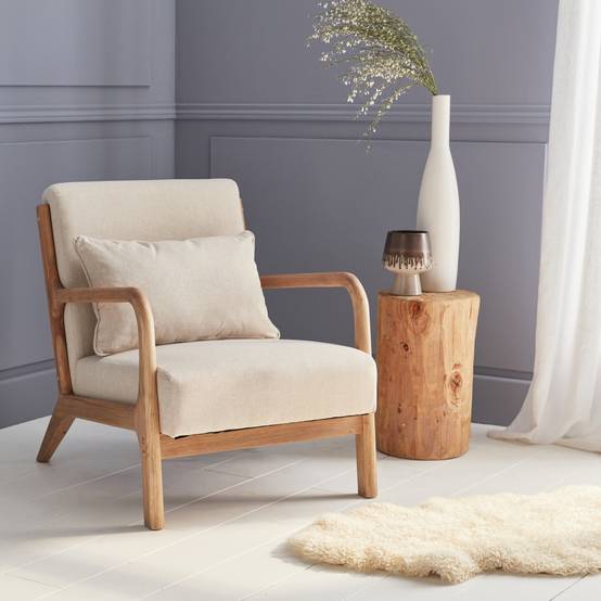 Fauteuil design en bois et tissu. 1 place droit fixe. pieds compas scandinave. structure en bois solide. assise confortable beige | sweeek - Image 1