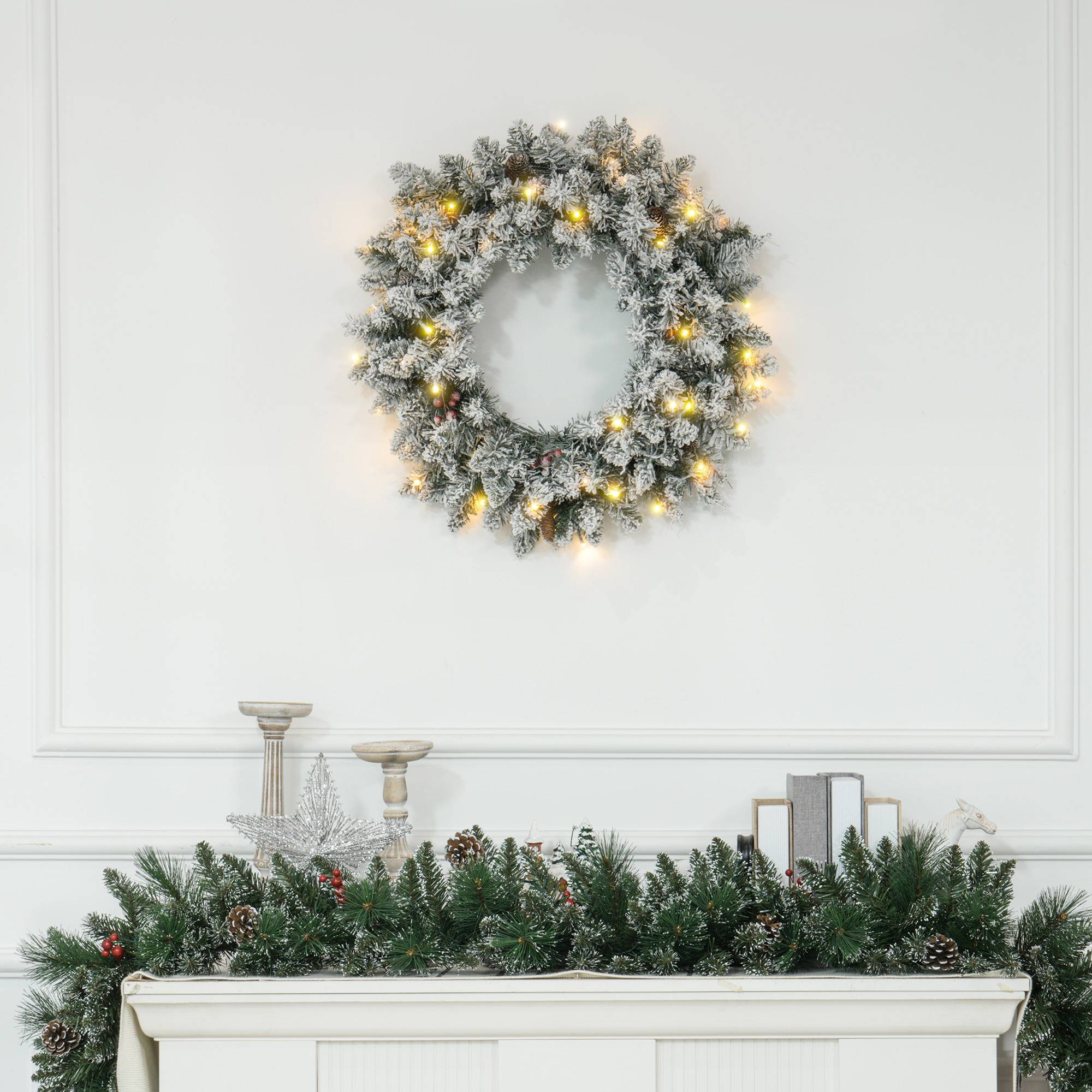 Sans Marque - Couronne de Noël porte artificielle 60 CM avec pommes de pin et grappes de baies, lumières LED et minuterie vert - Image 3
