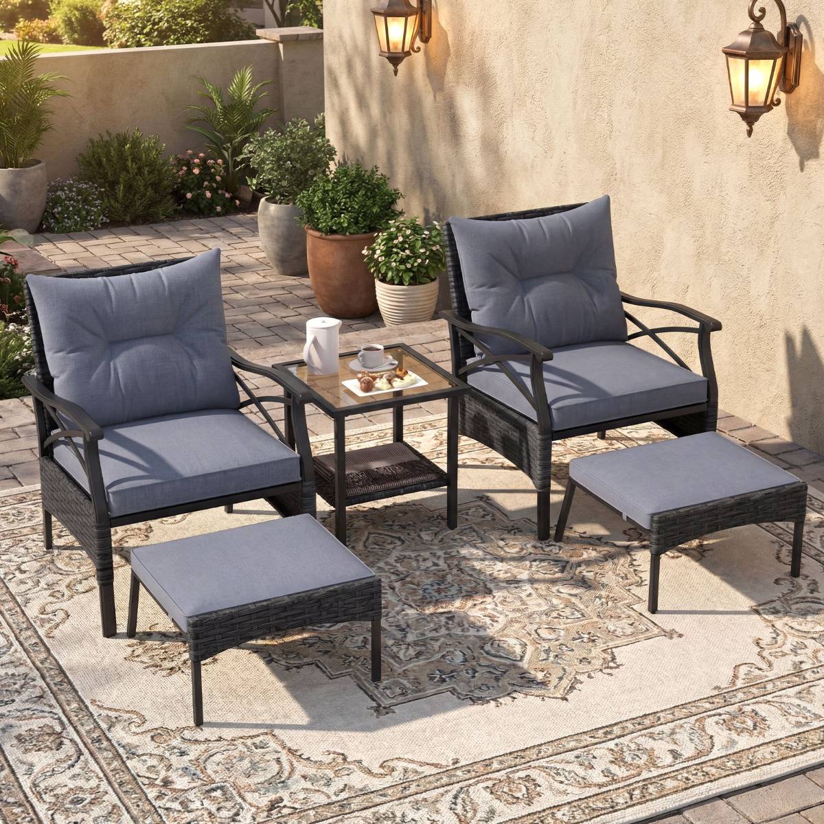 Ensemble de Meubles de Patio 5 Pièces Salon de Jardin en Rotin - 2 Chaises 2 Poufs et Table Basse Gris MAISON CHIC - Image 4