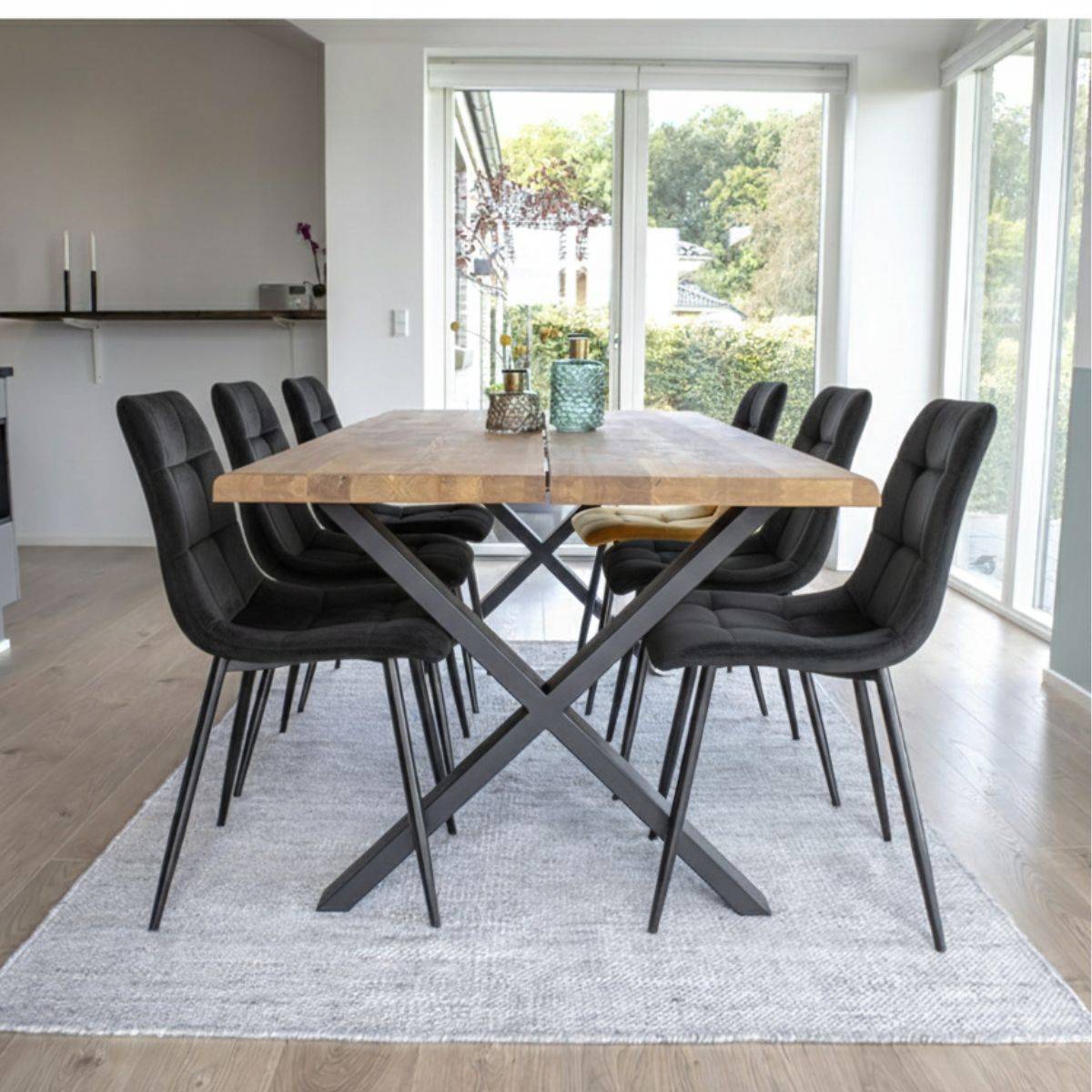 ALTOBUY - Lot de 2 Chaises Velours Noir et Piétement Acier - STRIB - Image 4