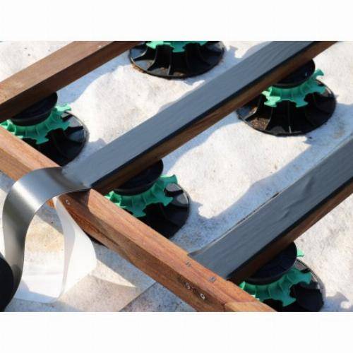 Jouplast - JOUPLAST Bande adhésive de protection pour lambourde de terrasse - Imagen 1