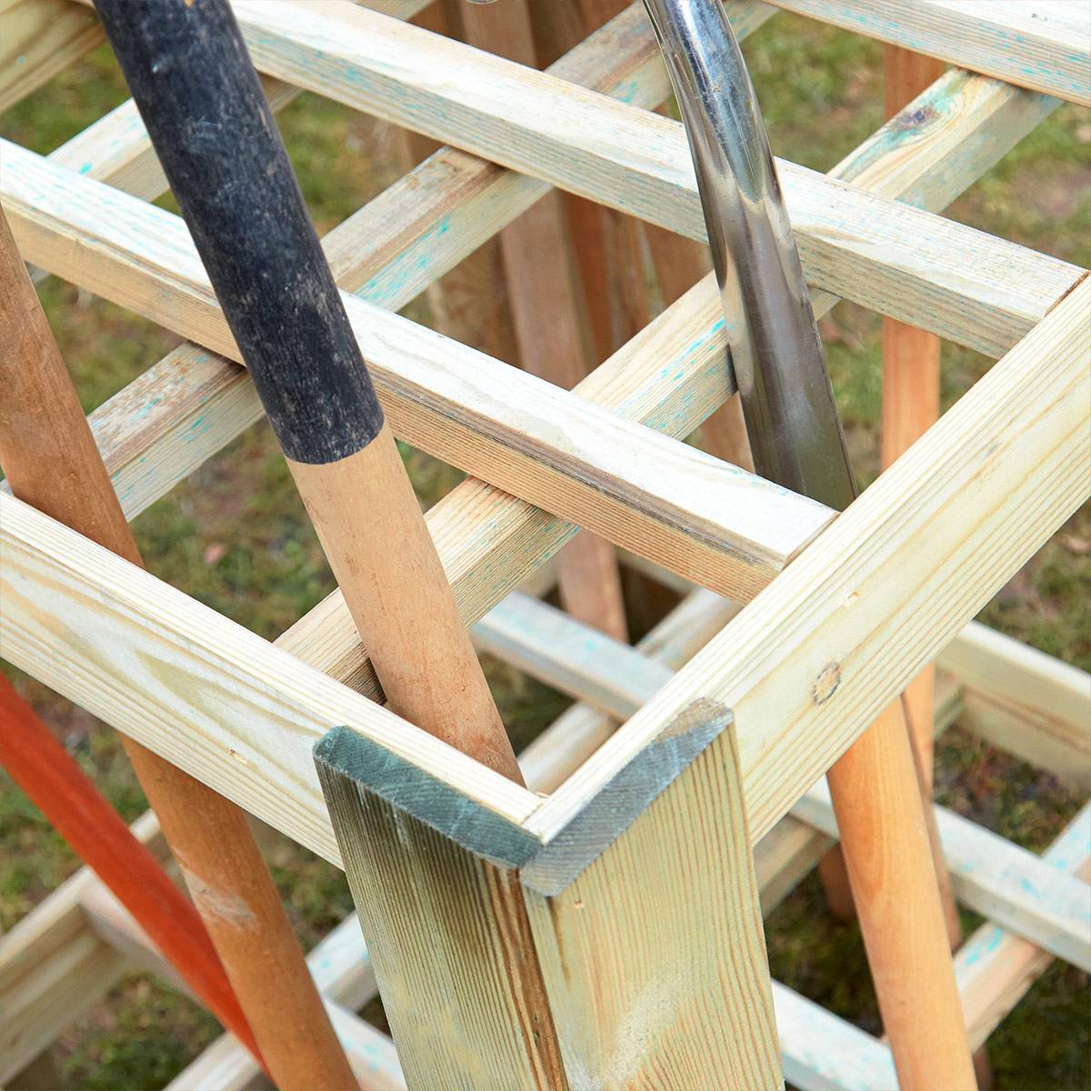 Range outils de jardin en bois - Cémonjardin - Imagen 4