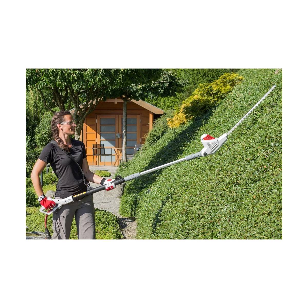 Taille Haie Télescopique filaire 600W - Lame de coupe 59 cm Coupe 51 cm Taille Haie sur perche réglable 1.95 - 2.40 m IKRA - Image 2