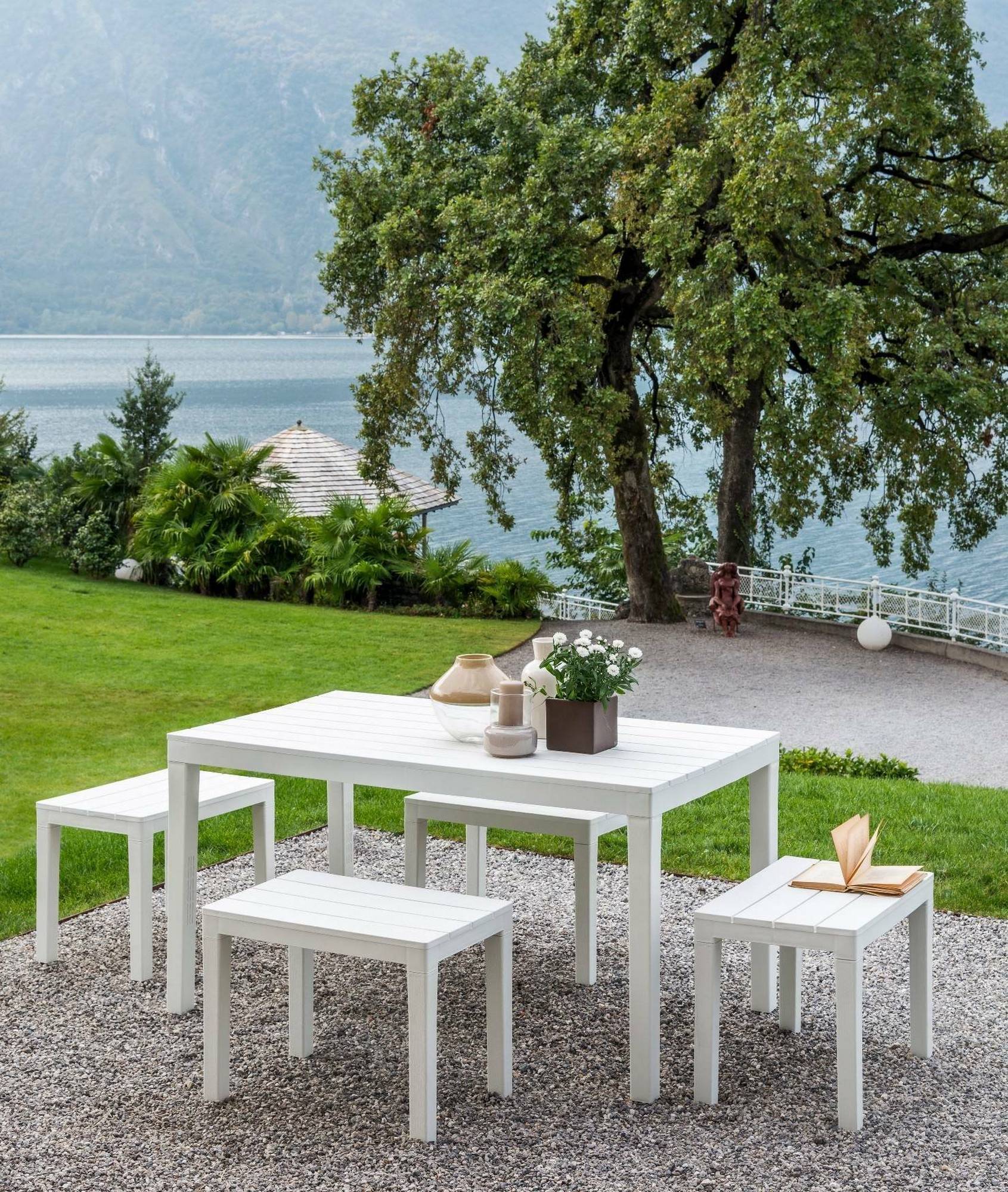 Dmora - Salon d'extérieur Sanremo, Composition de jardin avec 1 table rectangulaire et 4 bancs, Salon intérieur et extérieur de Pic Nic, Blanc - Dmora - Imagen 4