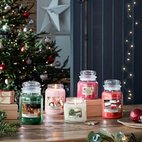 Yankee Candle - Bougie signature Nuit de Noël modèle moyen - Image 2
