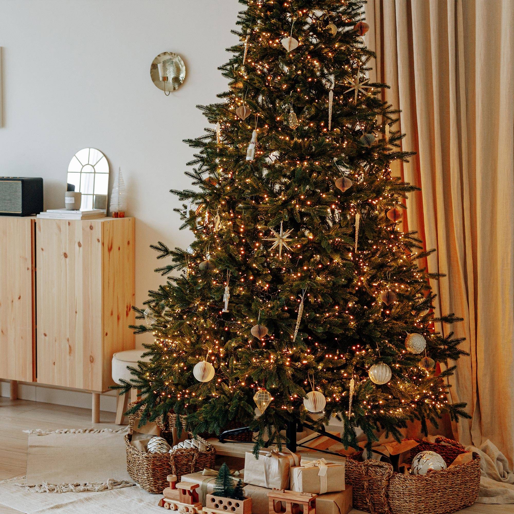 Ecd-Germany - Guirlande lumineuse de Noël à 700 LED en cluster blanc chaud intérieur/extérieur - Imagen 8