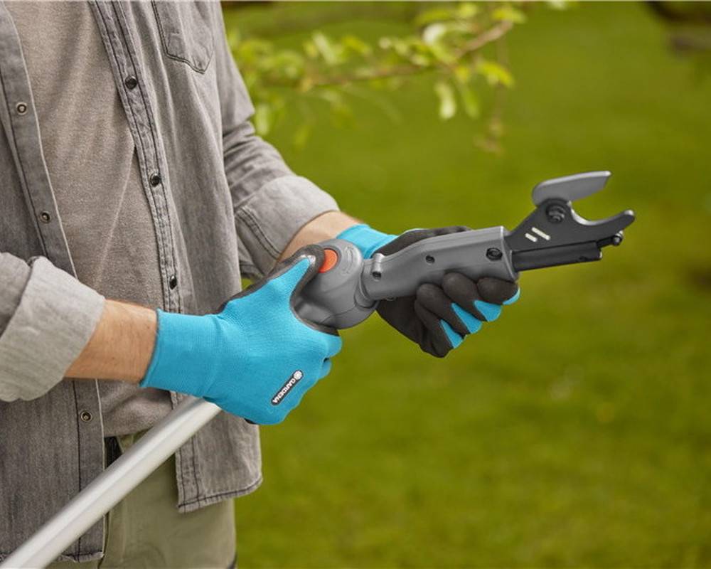 Gardena - Coupe-branches HighCut 250/18V P4A sur batterie - Coupe Ø 28 mm - L. 2557 mm Gardena - Imagen 5