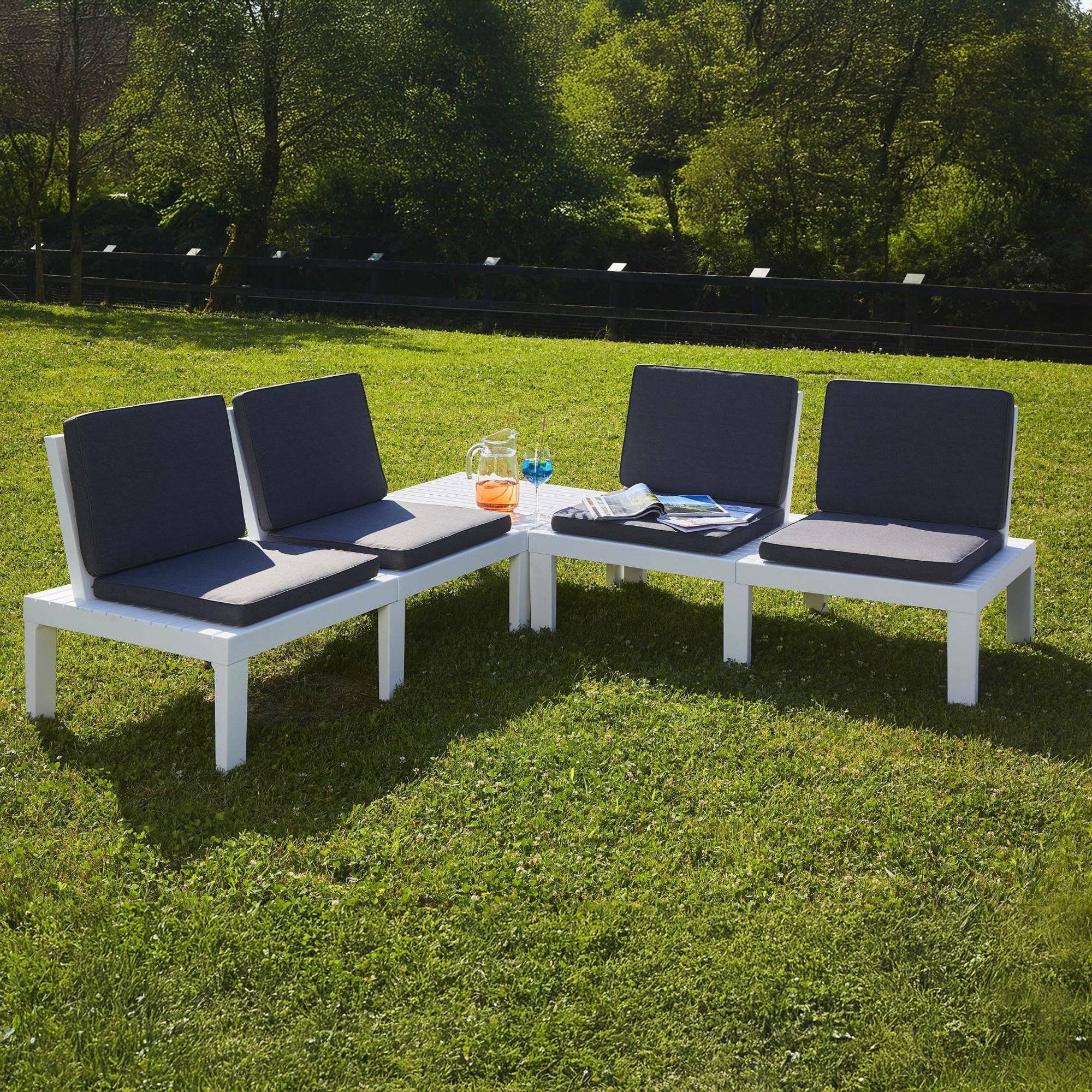 Dmora - Salon d'extérieur Vigevano, Composition de jardin avec 4 sièges avec dossier et 1 module multifonction, Lounge avec coussins, Blanc - Dmora - Imagen 2