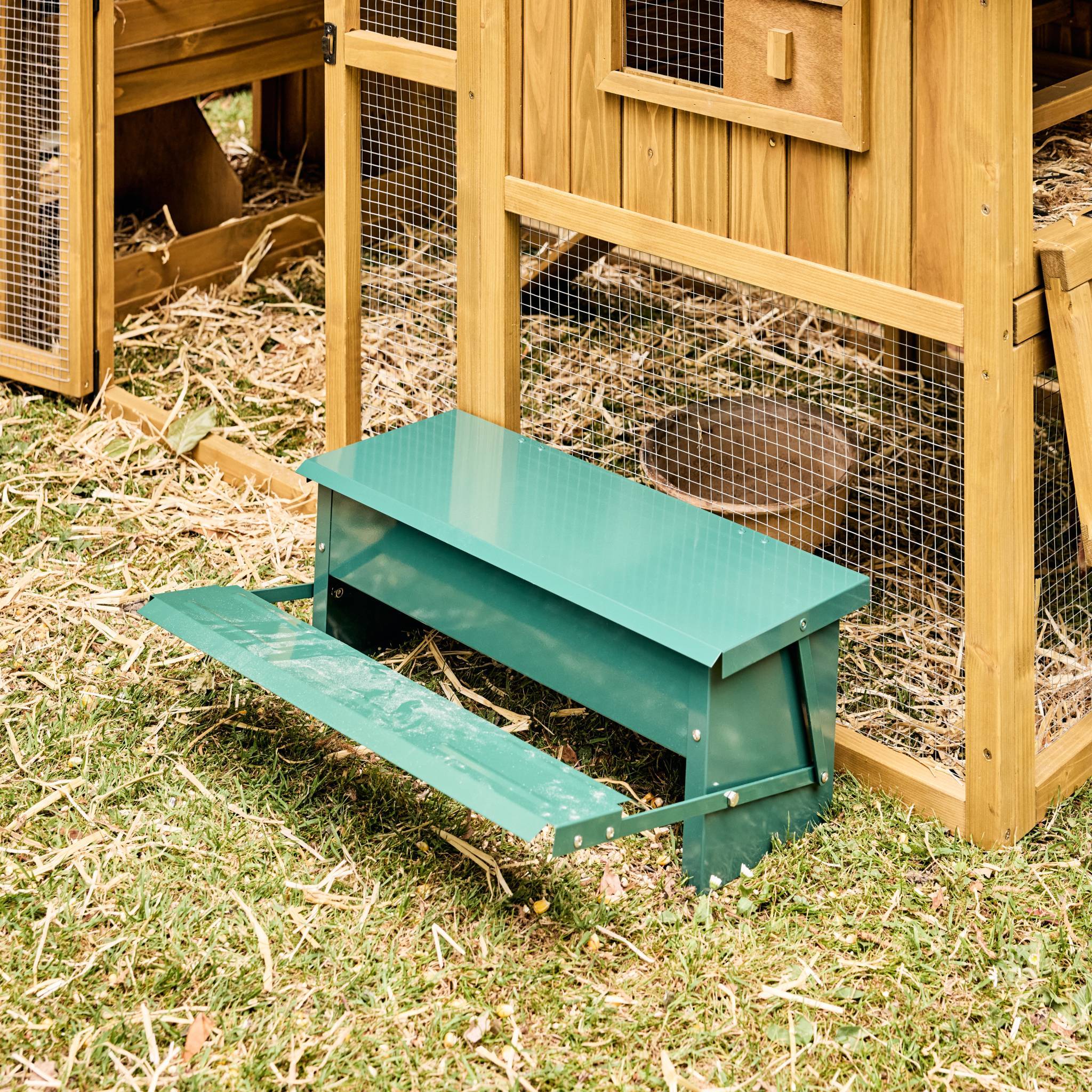 Mangeoire Automatique Métal 22,5 Kg Pour Volailles - Distributeur Nourriture Suspendu Avec Couvercle Étanché 35x21x63cm