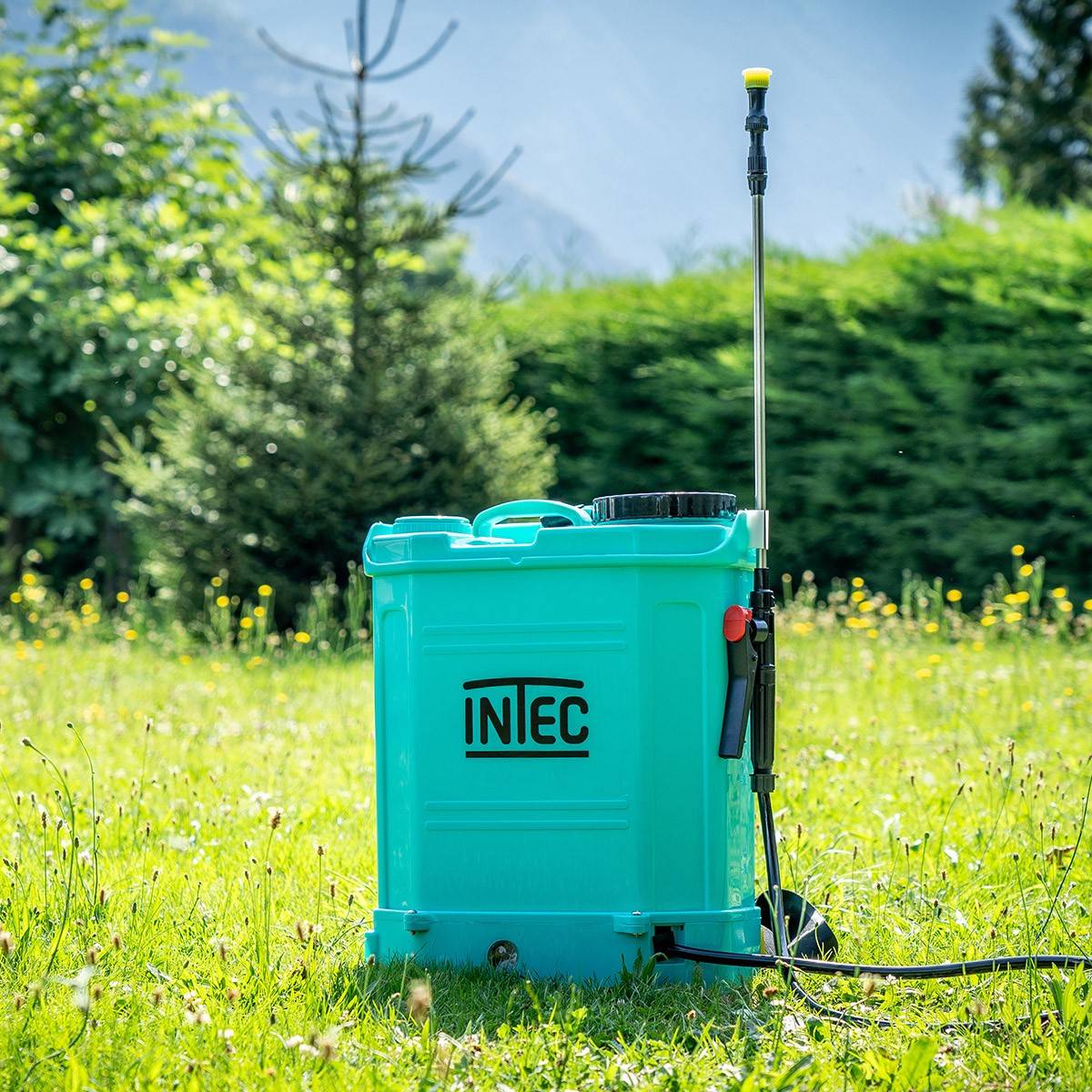 Intec - Pulvérisateur à batterie à dos 16L - Pression 5 Bar Lance extensible 3 Buses Pulvérisateur électrique INTEC - Imagen 3