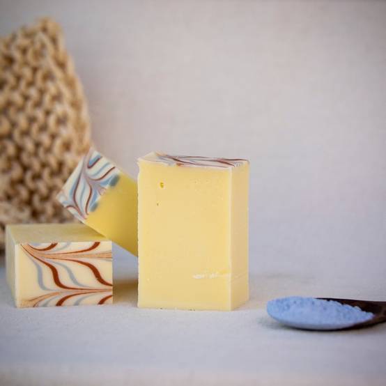 Savon Bio 100% Français – Fabrication Artisanale, Qualité Premium – Soin Naturel et Authentique pour une Peau Douce et Hydratée - Sun&Sia - Image 1