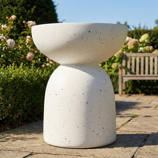 Table d'appoint d'extérieur en MgO, présentant un aspect marbré, blanc - Image 3