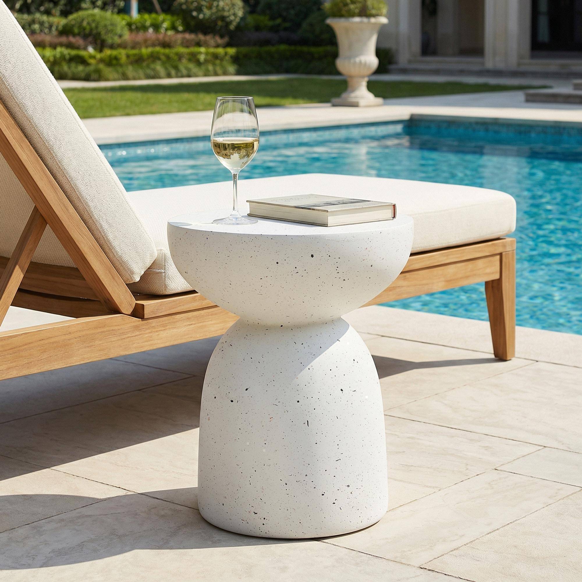 Table d'appoint d'extérieur en MgO, présentant un aspect marbré, blanc - Image 2