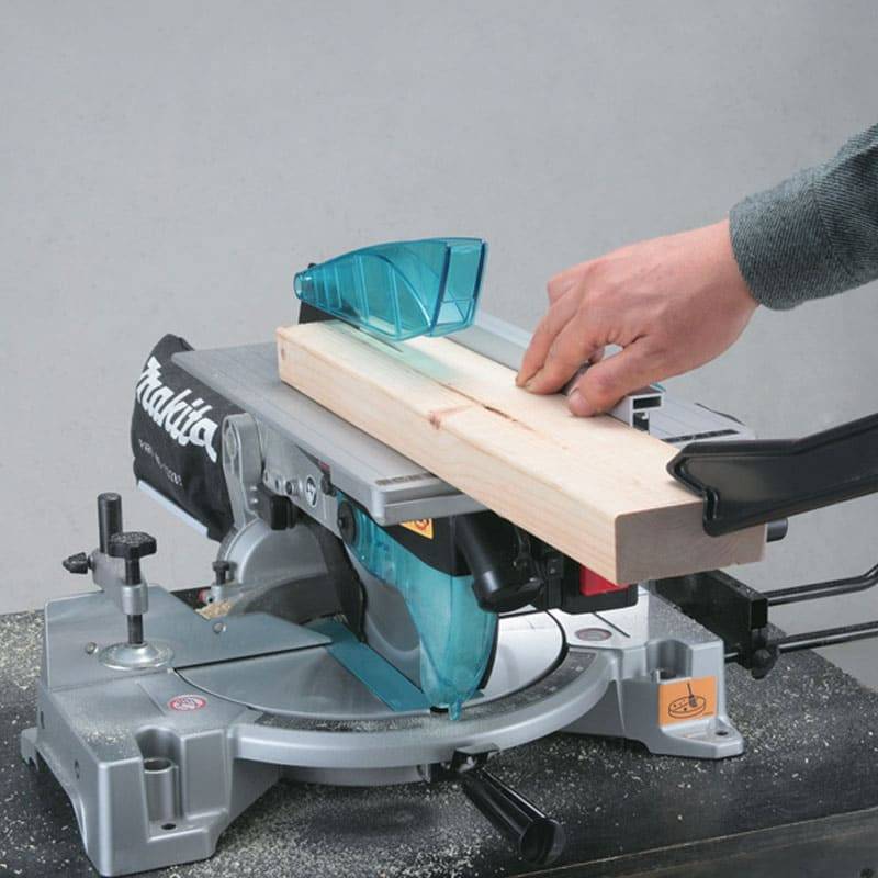 Scie à onglet et à délignage 1650W - MAKITA - LH1040 - Image 9