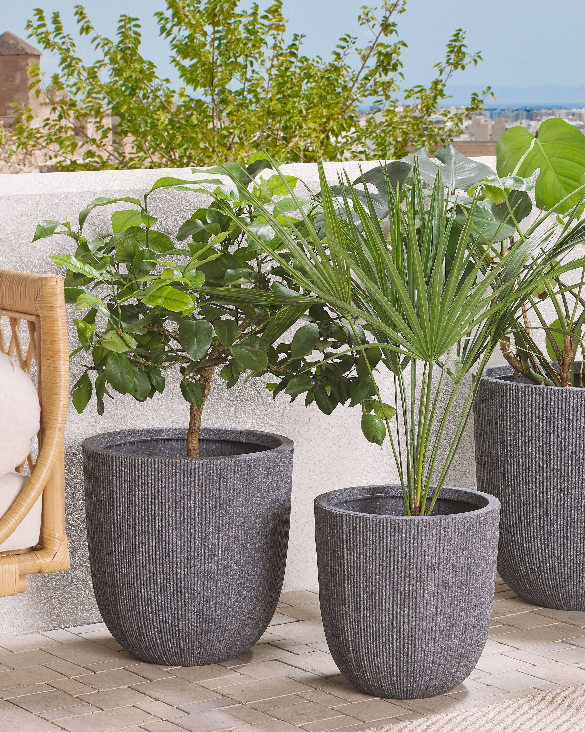 Beliani - Cache-pot Pot à Plantes Rond 37 cm Gris Résistant aux Intempéries Parfait pour Intérieur et Extérieur au Style Moderne et Scandinave Beliani - Imagen 1