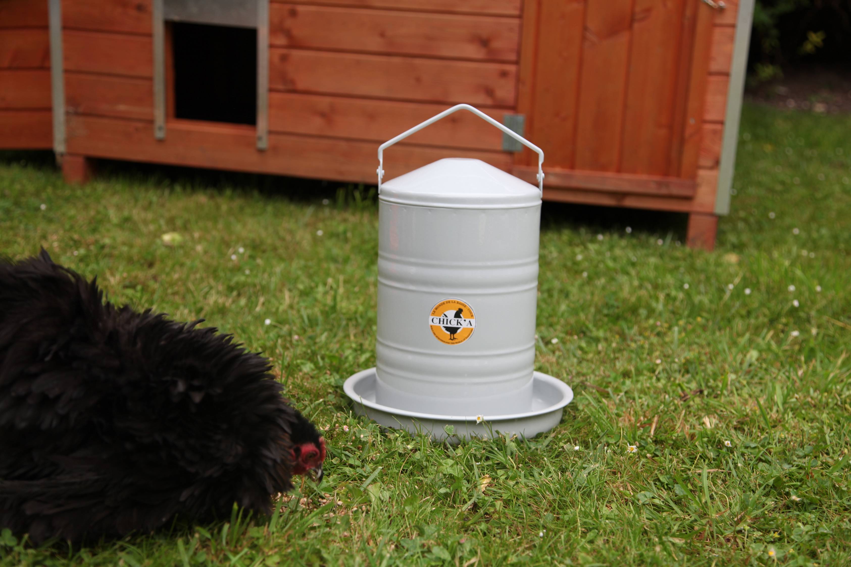 Chick'a - Abreuvoir en métal gris, 3 L - Imagen 2