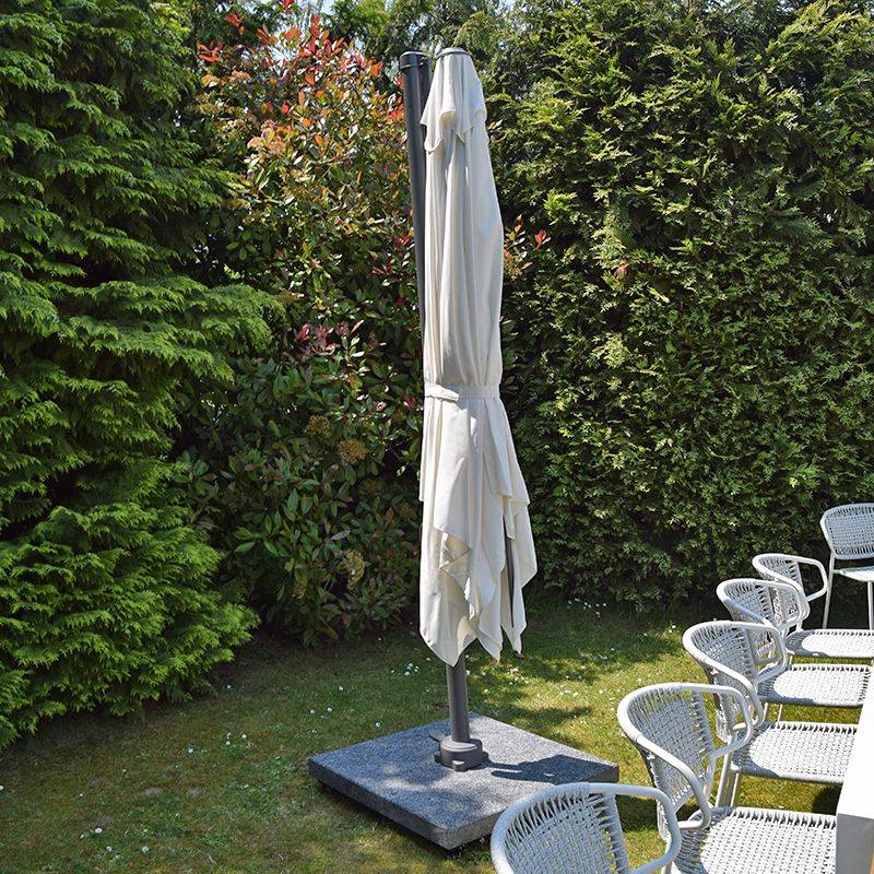 Parasol déporté écru 3x3 m Celestia - Gecko Jardin - Imagen 3