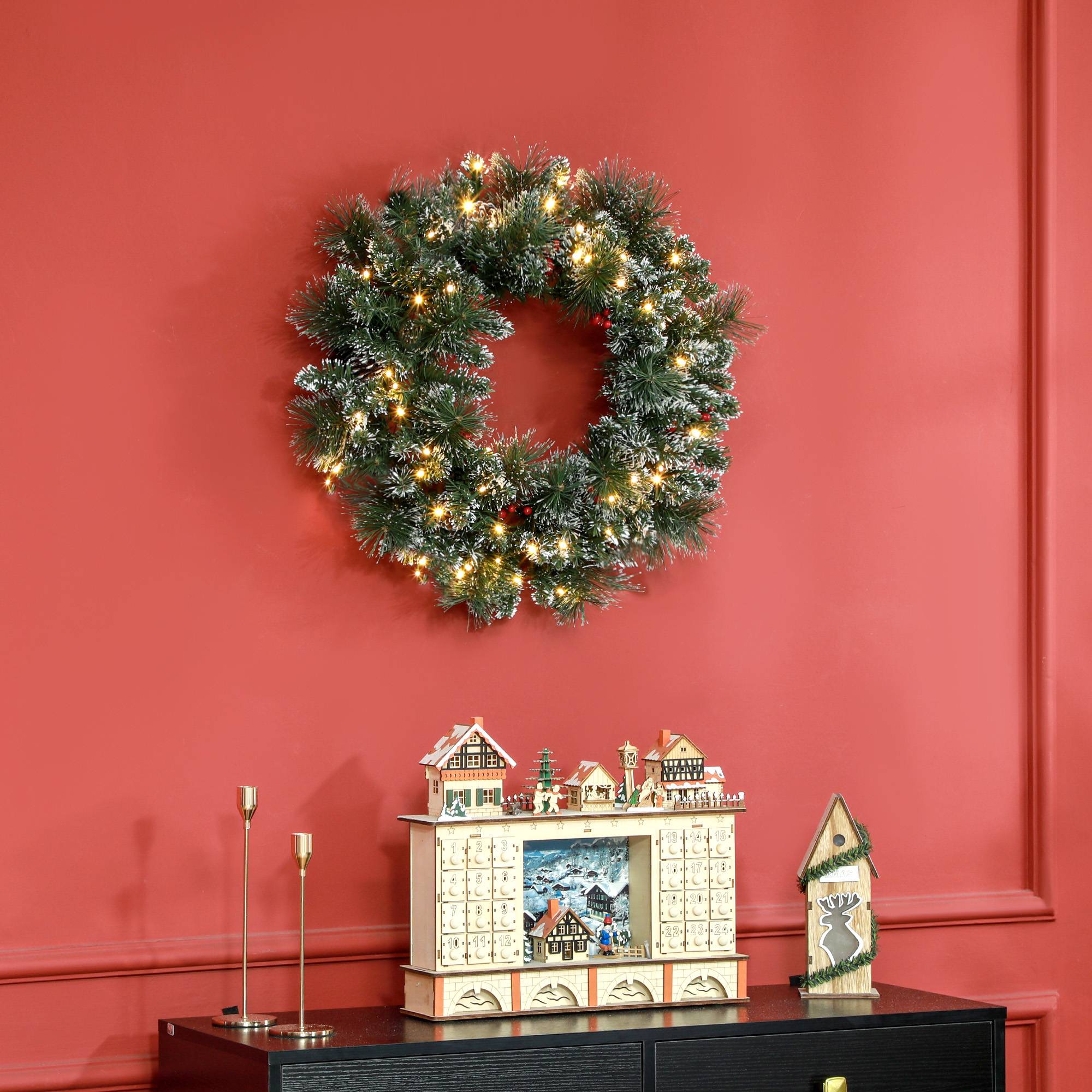 Sans Marque - Couronne de Noël porte artificielle 60 CM avec pommes de pin et grappes de baies, lumières LED et minuterie vert - Image 4