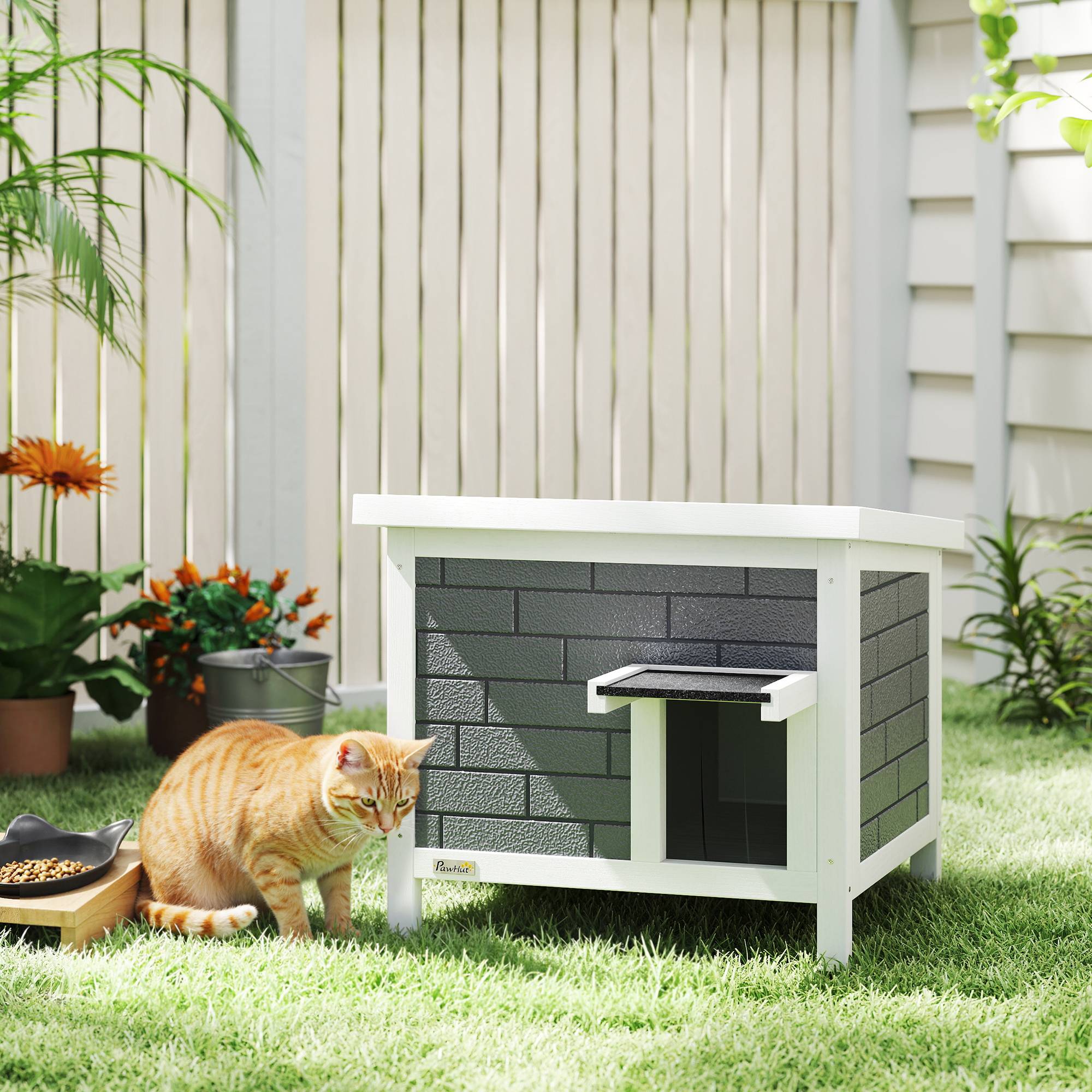 ComfortXL - Maison pour chat extérieur en sapin gris 61 x 51 x 53,5 cm isolée aluminium avec toit ouvrant pour animaux jusqu’à 5 kg - Image 1