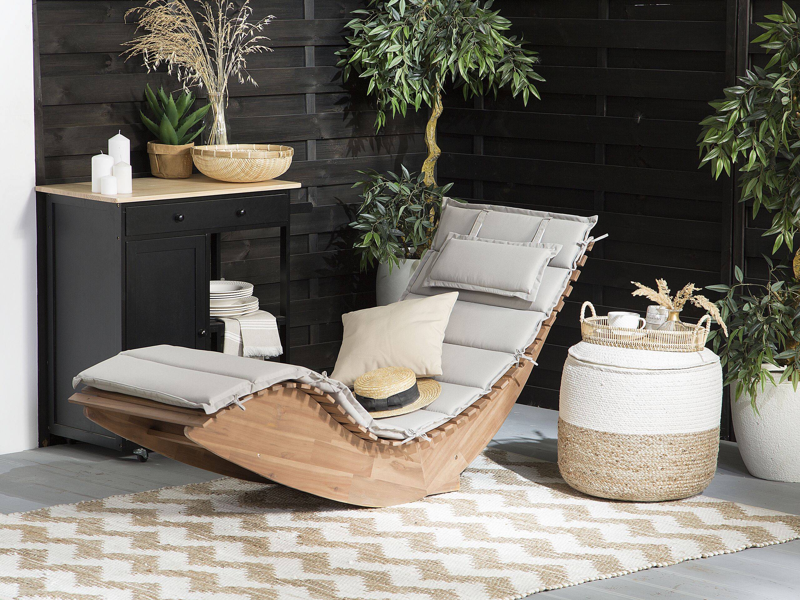 Beliani - Bain de Soleil Chaise Longue de Jardin en Bois d'Acacia avec Coussin Gris Beige Matières Résitantes et Fonction Bascule Design Moderne Beliani - Imagen 2