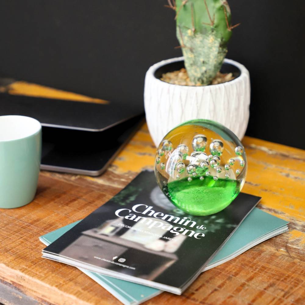 Presse papier sulfure "Ciel" en verre vert Ø.10 cm Chemin de campagne - Imagen 3