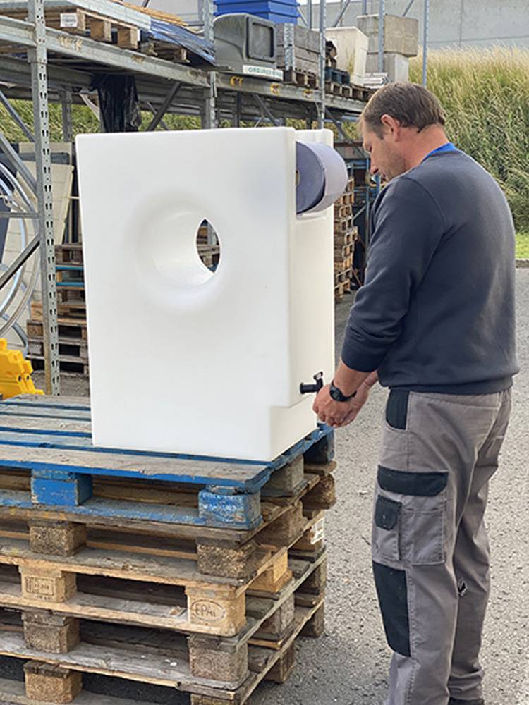 Plast'Up Rotomoulage - Distributeur d'eau 130l - plast'up rotomoulage - Imagen 3