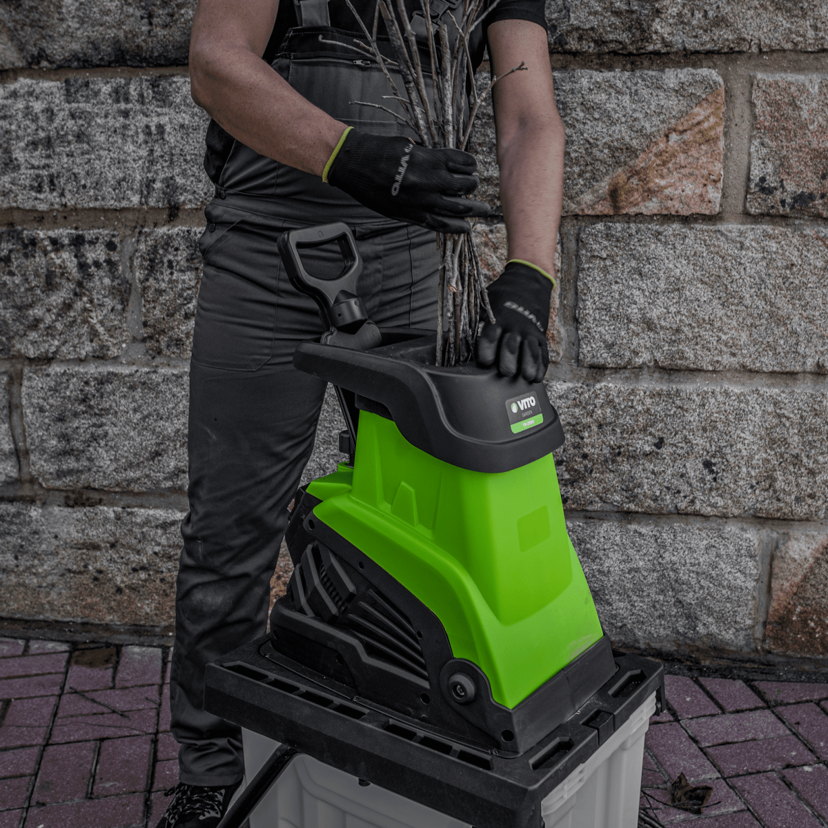 Broyeur de végétaux 2500W Bac 45L Coupe Branches 45mm Elagage Jardinage Taillage VITO - Imagen 2
