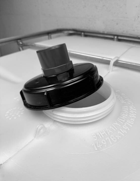 Couvercle de cuve eau 1000L Diamètre 150 mm + Prise PVC 50/63 - Image 3