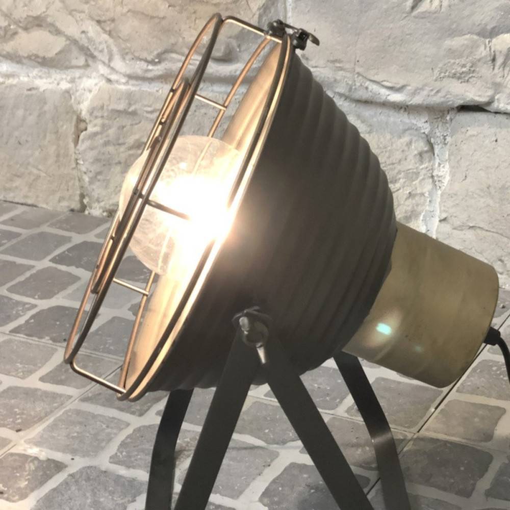 Chemin De Campagne - Lampe sur pieds salon industriel projecteur métal gris 39cm Chemin de campagne - Imagen 3